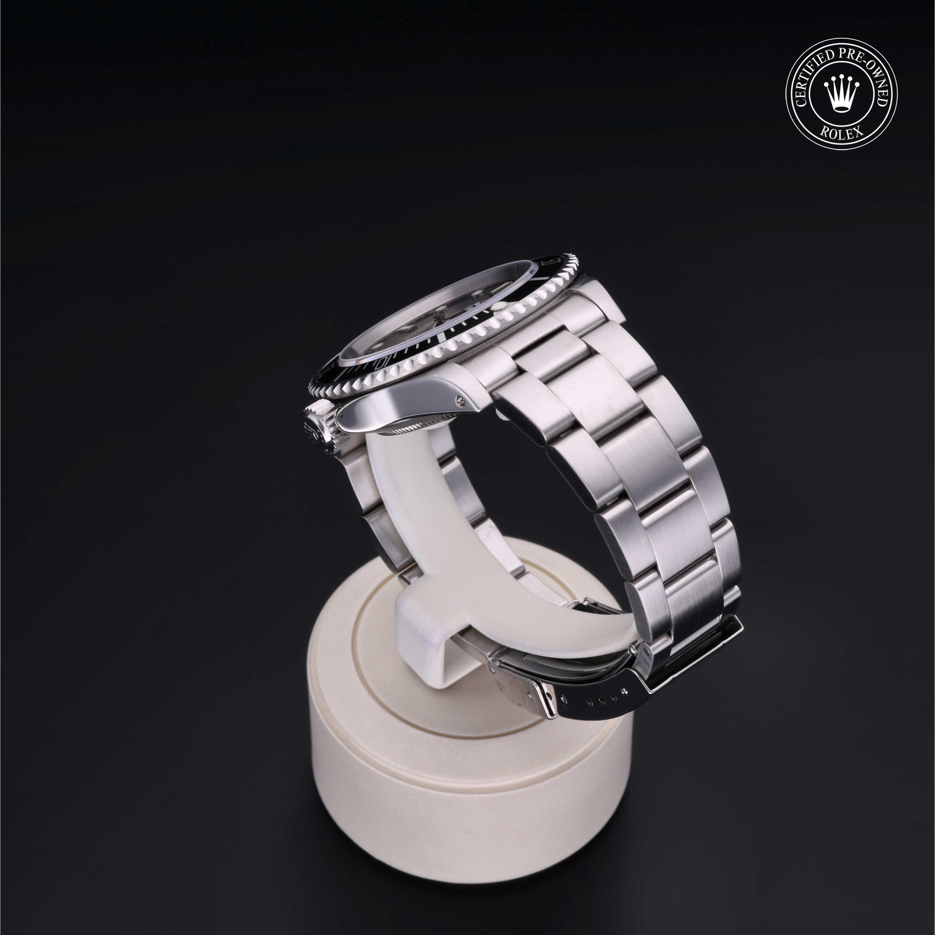 Oyster Perpetual Submariner