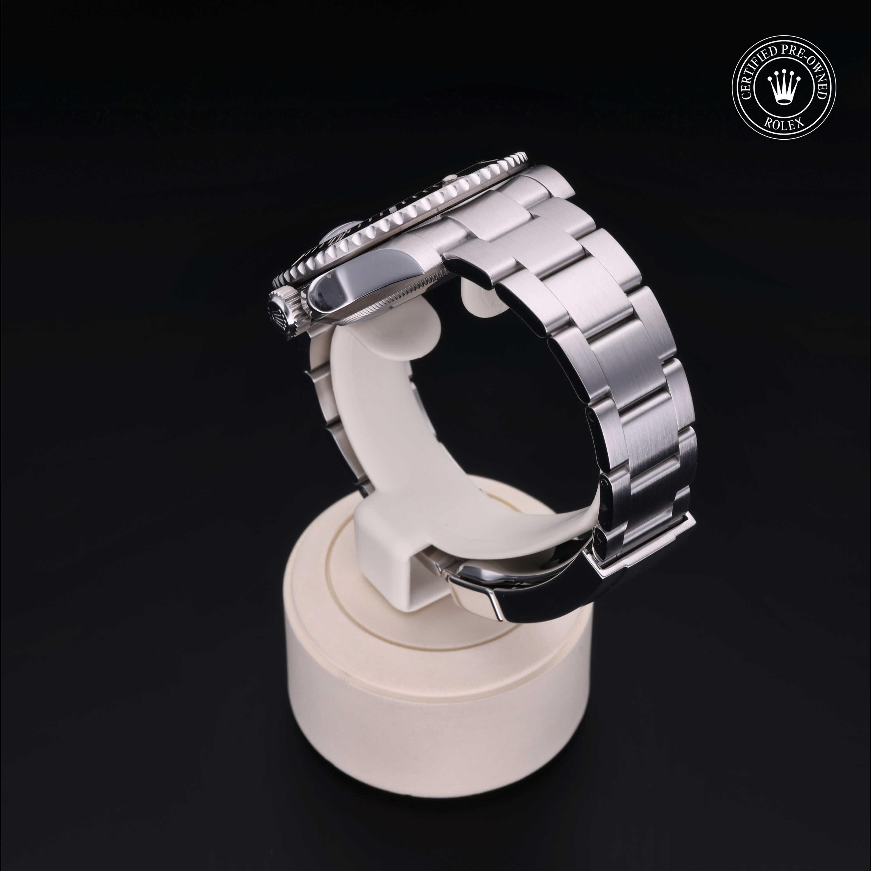 Oyster Perpetual Submariner Date