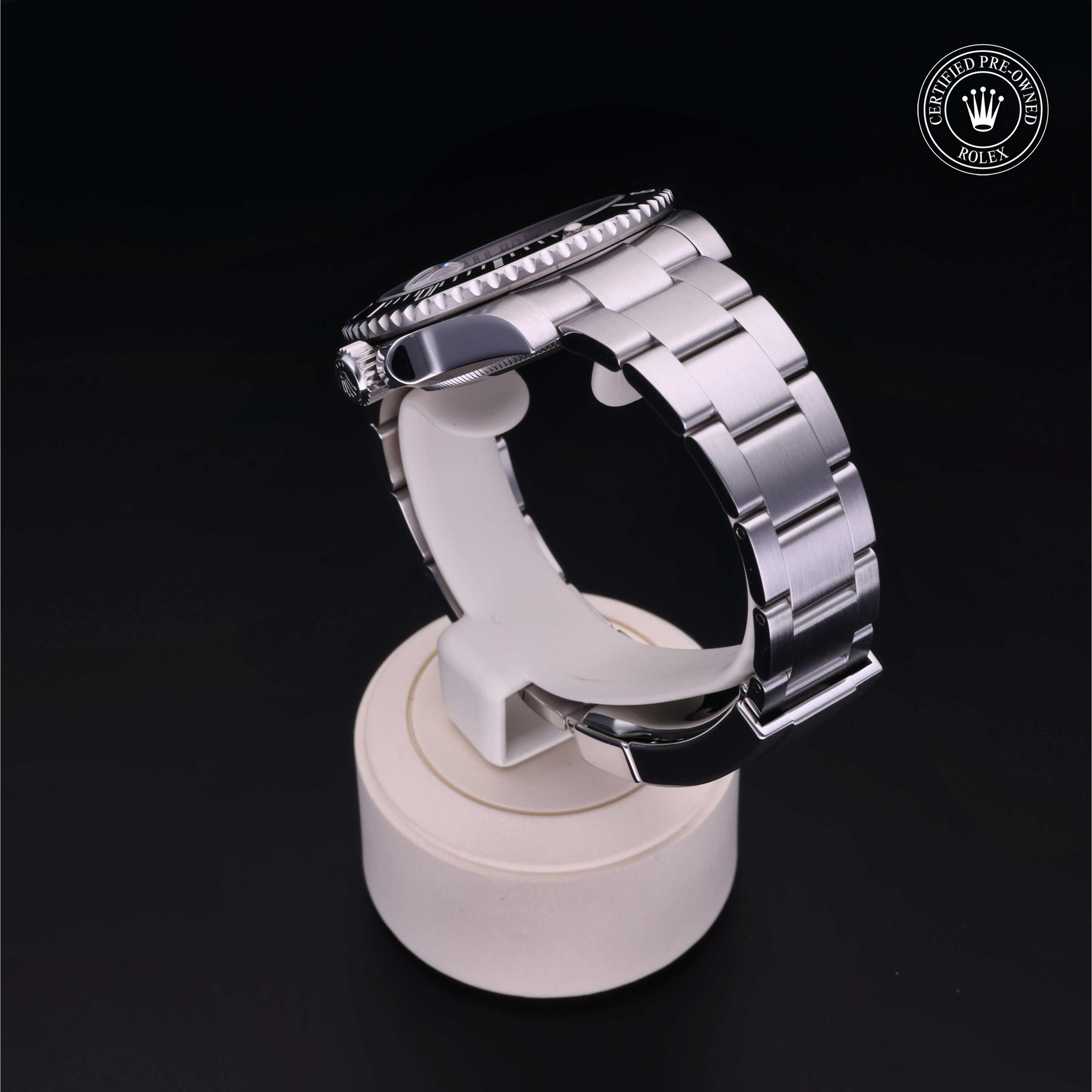 Oyster Perpetual Submariner Date