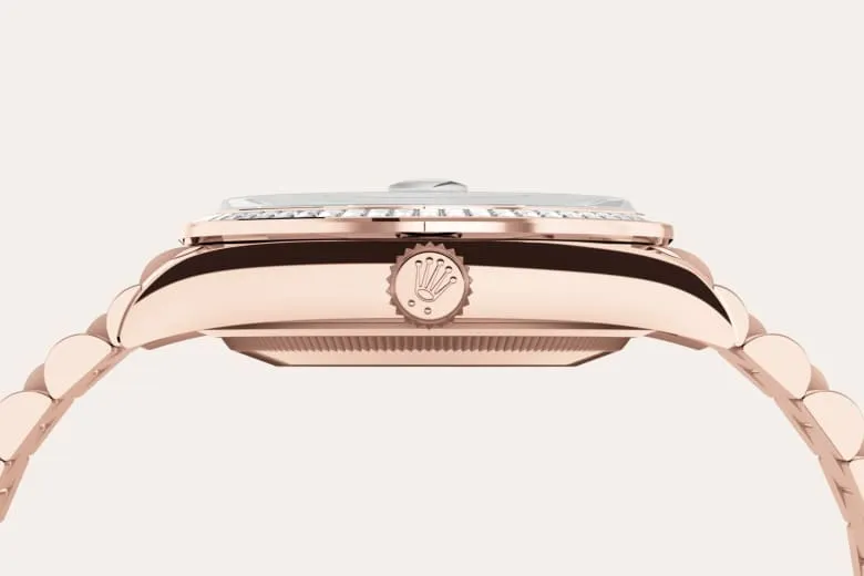 18 kt Everose gold